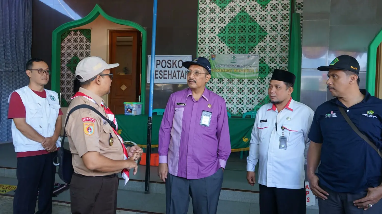 Menghijaukan Cilacap: Masjid Al Karomah, Tempat Berkumpul yang Menyatu dengan Alam